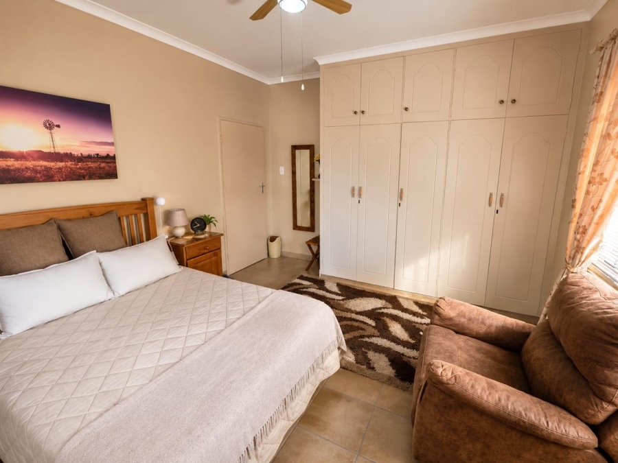 5 Bedroom Property for Sale in Wilgehof Free State